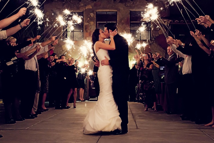 Фото бенгальские огни на свадьбе — Белинский | belinskij.salutsklad.ru